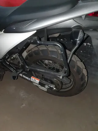 Maletas Laterales Moto Givi Keyless + soporte