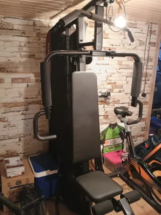Máquina de gimnasio multifunción
