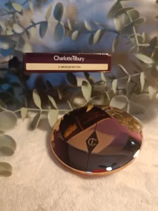 Polvos Compactos Charlotte Tilbury Beige Dorado