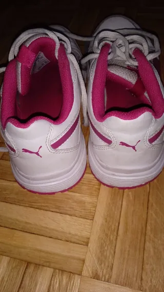 Zapatillas deportivas Puma niña T.37