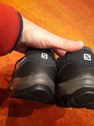 Zapatillas Salomon Gore-Tex Talla 40