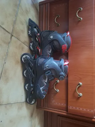 Patines en línea talla 35 y complementos