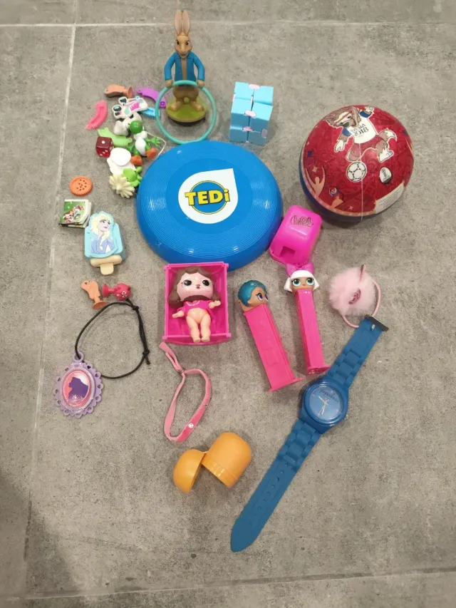 Lote de brinquedos variados