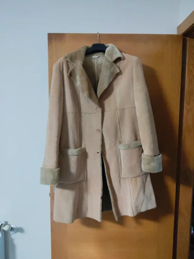 Chaquetón antelina con pelillo interior