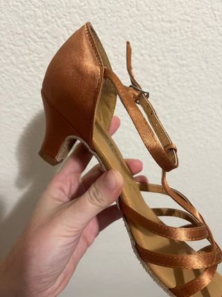 Zapatos de baile Dans sport dorados