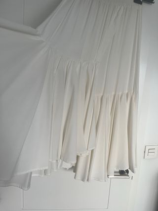 Falda larga blanca