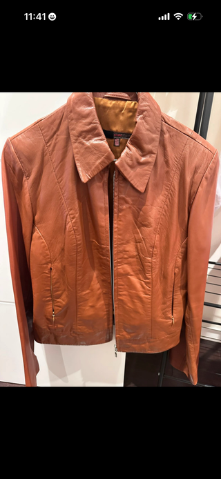 Cazadora de piel Zara