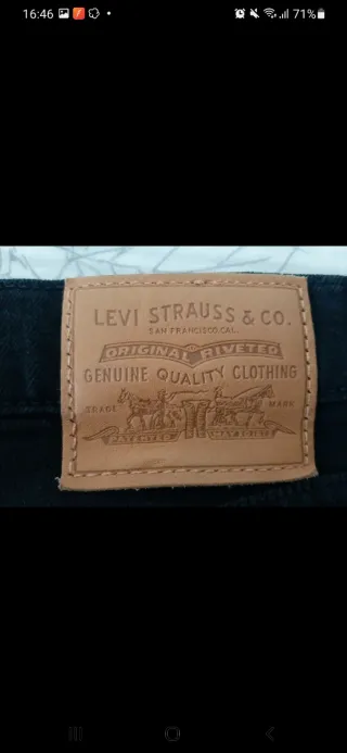 Pantalón tejano negro Levi's Strauss