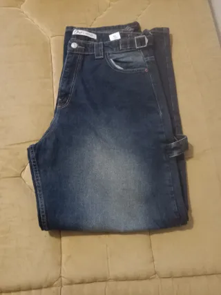 Pantalones vaqueros anchos