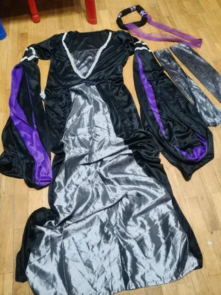Traje Princesa Medieval Negro y Morado