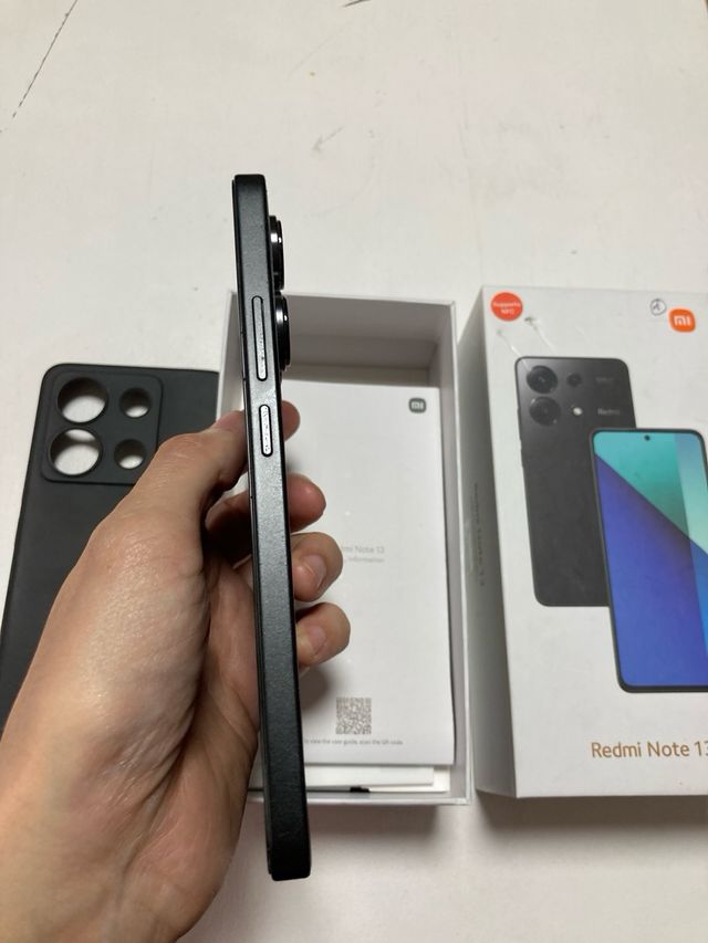 Xiaomi Redmi Note 13 + caixa e capa