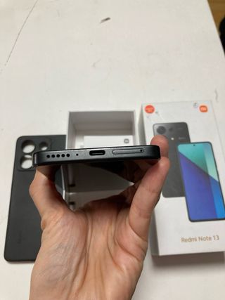 Xiaomi Redmi Note 13 + scatola e custodia