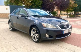 Lexus IS 2010