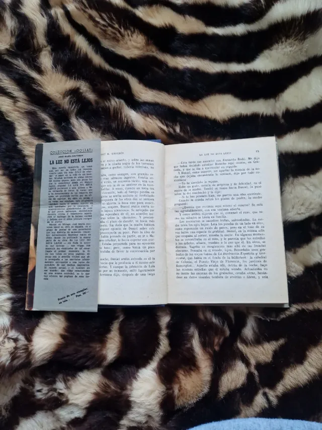 Libro vintage La luz no está lejos