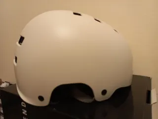 Casco MET BMX / Patinete Blanco