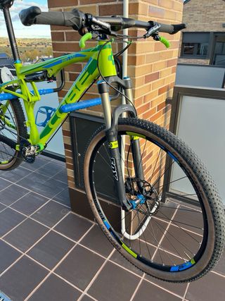 Bicicleta CUBE AMS 120 29’