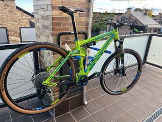 Bicicleta CUBE AMS 120 29’