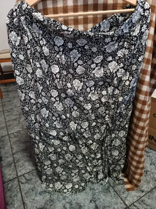 Falda larga estampada floral
