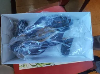 Zapatos de tacón Trebede azul y negro