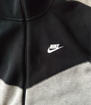 Conjunto Nike Tech Fleece Gris y Negro Talla M