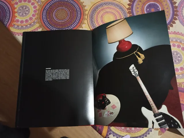 Amaral Doble CD-Libro Gato Negro, Dragón Rojo