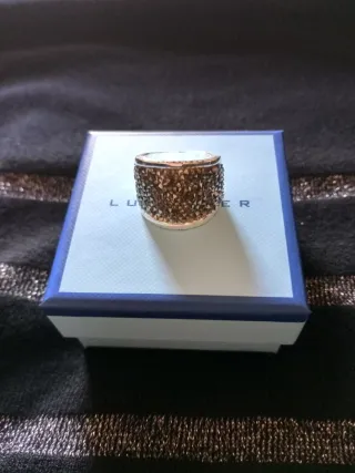 Anillo Talla 12 Plateado y Gris