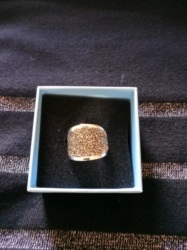 Anillo Talla 12 Plateado y Gris