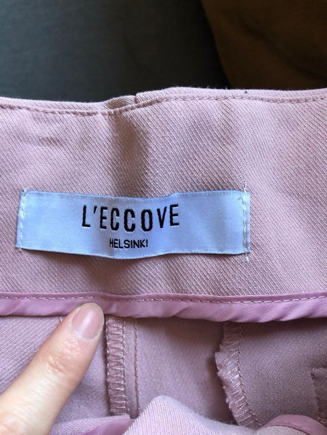 PANTALÓN ROSA DE TIRO ALTO