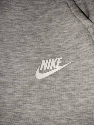Conjunto Nike Tech Gris y Negro Talla XS