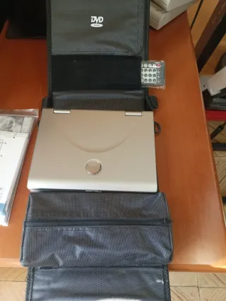 DVD Portátil Airis sin usar