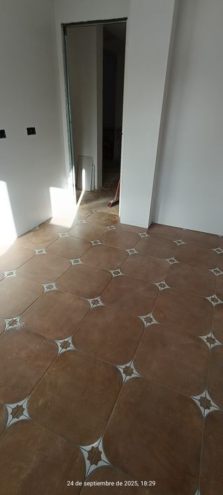 Reformas: Baño, Cocina, Electricidad y Suelos