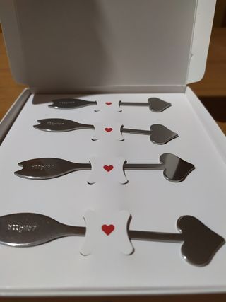 Set 4 cucchiaini nuovi cuore inox 18/10