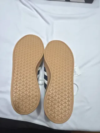 Zapatillas Adidas VL Court Base Blancas y Azul