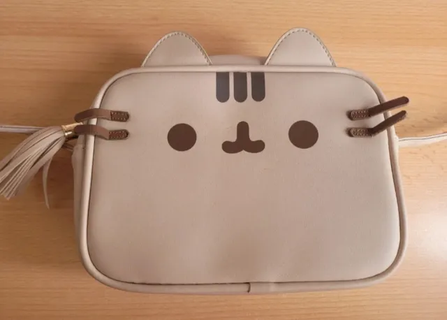 Bolso Pusheen Beige con Detalles Marrones
