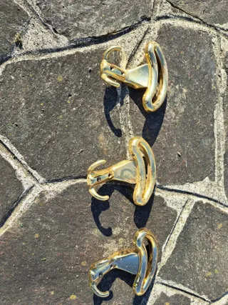 Appendiabiti dorati in metallo