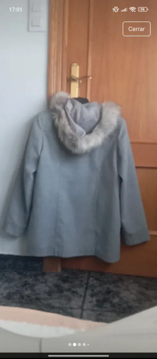 Abrigo de mujer gris