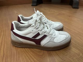 Zapatillas Pull&Bear Blancas y Marrones