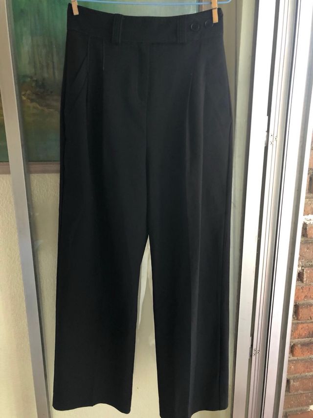 PANTALÓN NEGRO TIRO ALTO XS