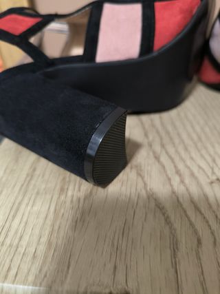 SIN ESTRENAR Sandalias de tacón