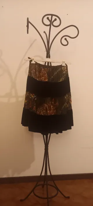 Gonna donna fantasia e nero dr