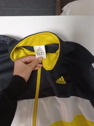 Sudadera Adidas Negra y Amarilla