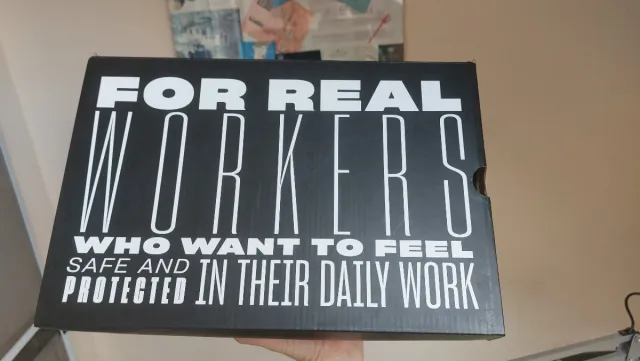 Zapatos de seguridad.