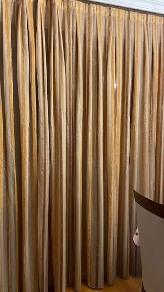 Tende soggiorno gialle, marroni a righe