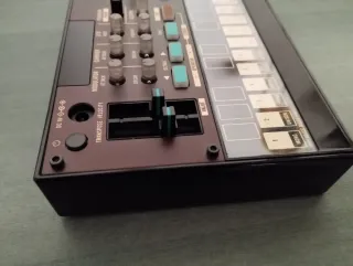 Sintetizador Korg Volca FM 2