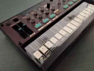 Sintetizador Korg Volca FM 2