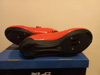 Zapatillas Ciclismo XLC Rojas y Negras