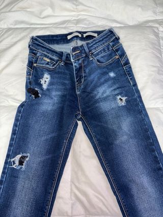 Vaqueros desgastados azules LOS TRES A 15€