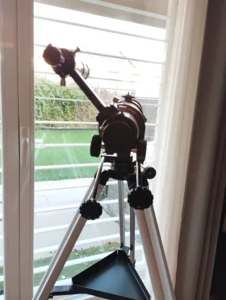 Telescopio Sky-Watcher 90/910 AZ3