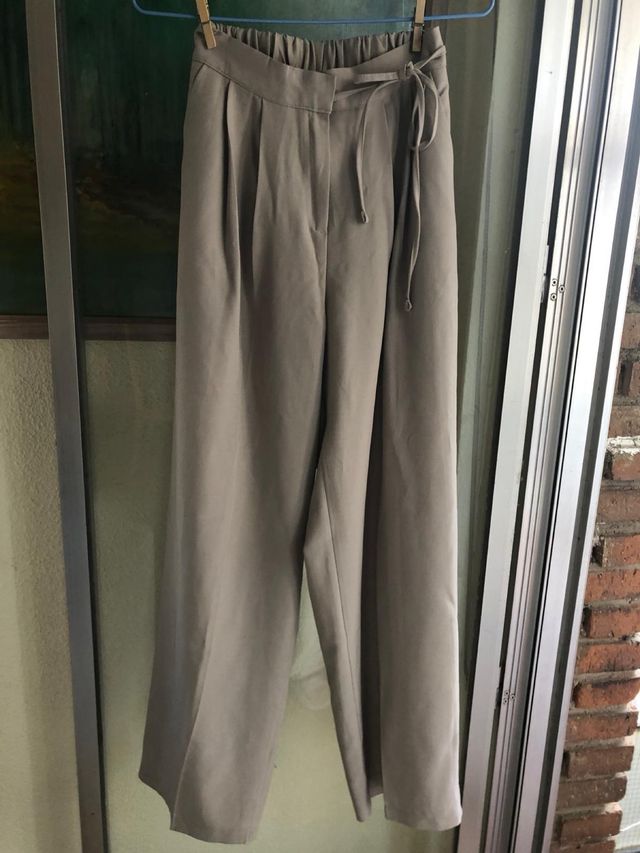 PANTALÓN BEIGE TIRÓ ALTO(XS-M)