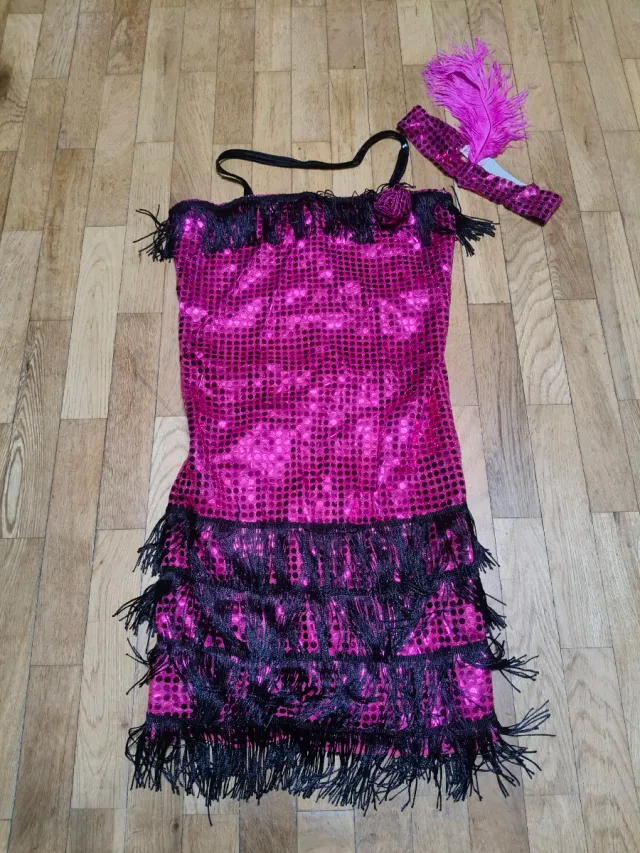 Traje Charleston Rosa y Negro